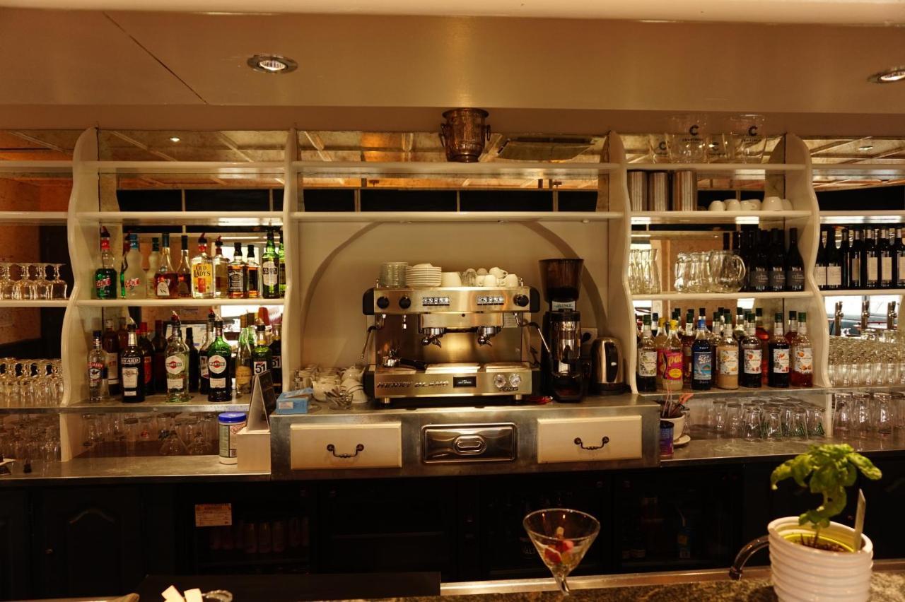 ホテル Le Bistrot D'Orange オランジュ エクステリア 写真